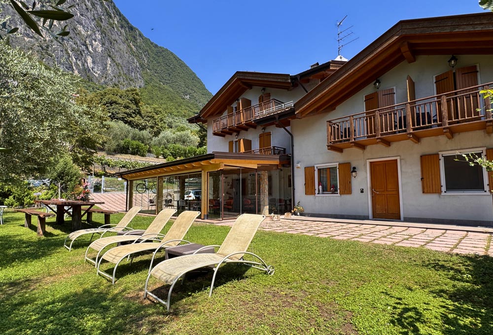 Agritur Girardelli a Riva del Garda | Camere e Ristorante