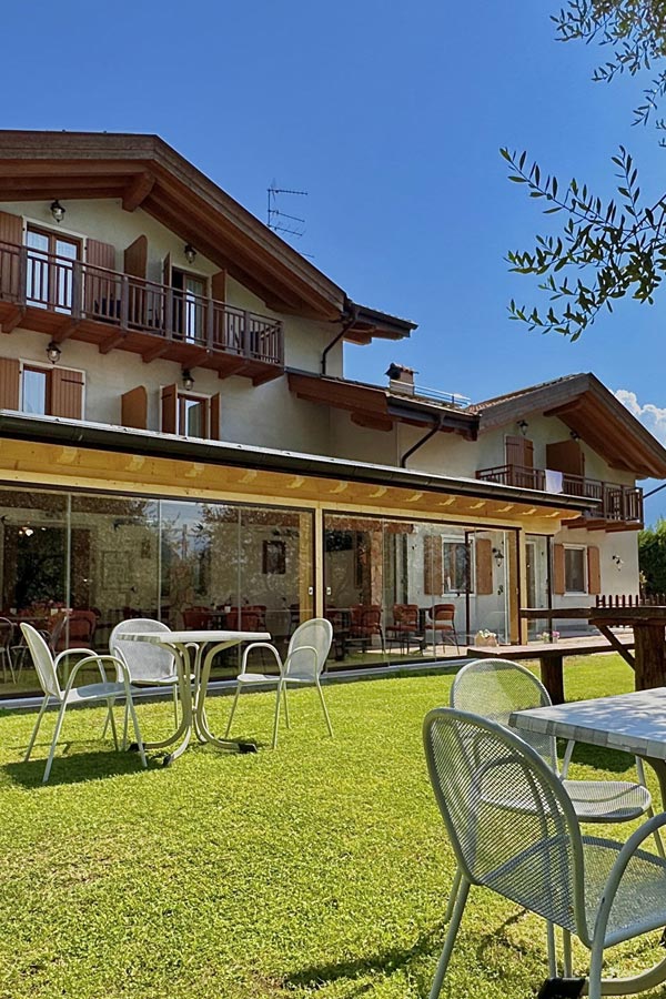 Agritur Girardelli a Riva del Garda | Camere e Ristorante