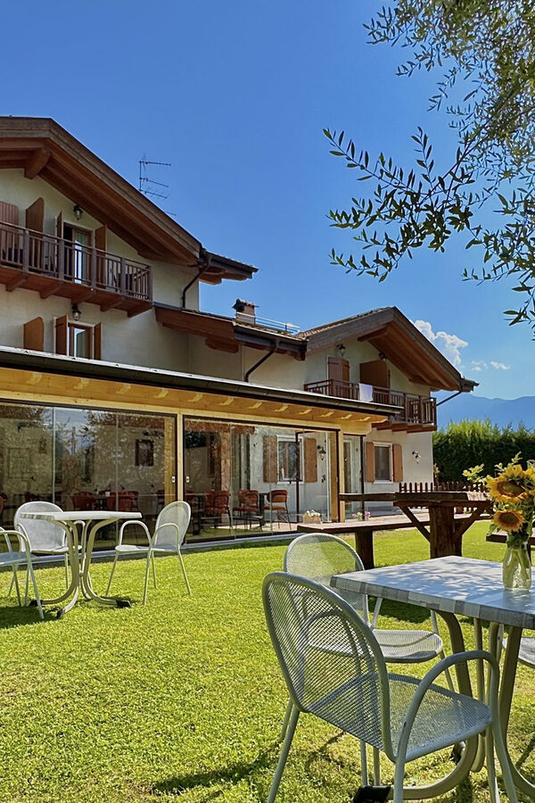 Titolo1 - Description1